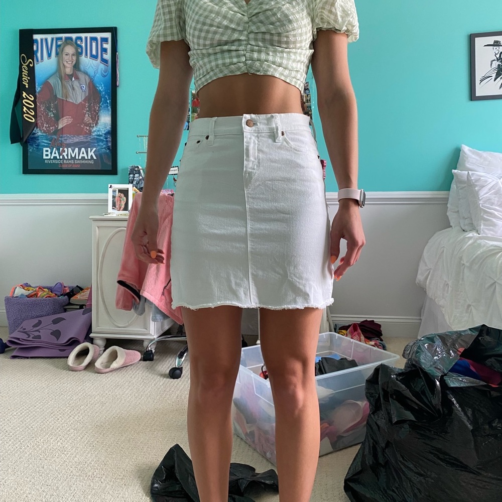 JCREW WHITE DENIM SKIRT